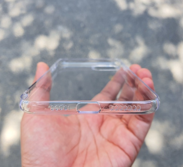 Ốp cứng chính hãng Memumi trong suốt dành cho iPhone 11 Pro Max