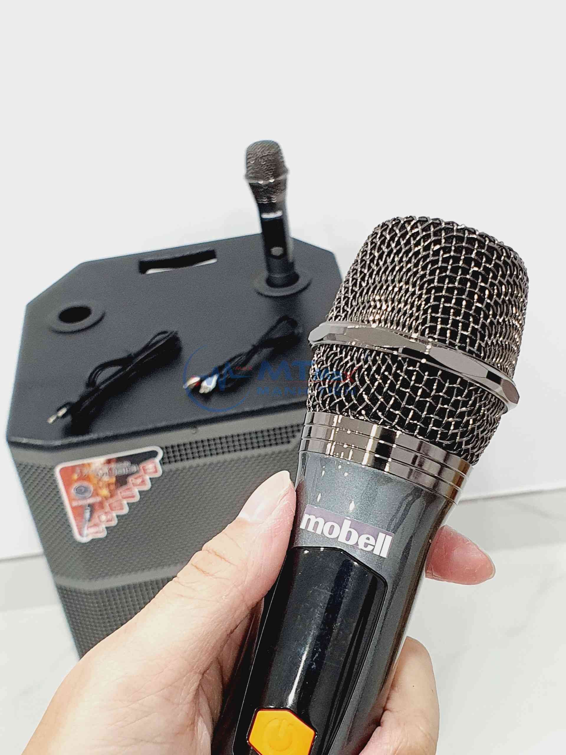 Loa kéo MTMAX BK99 Plus công suất lớn 600w tặng kèm 2 micro 2 đường tiếng bao gồm 1 loa Bass, 1 loa Treble kết nối bluetooth usb aux bông sen