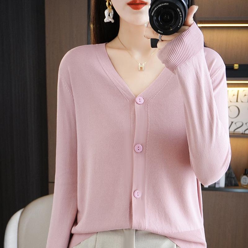 Áo len Cardigan nữ lụa băng mã HTA0434 - M08 Đen