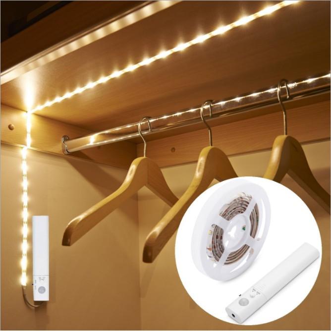 Đèn LED dây viền trang trí cảm ứng Hồng Ngoại 3000k 1,5M sử dụng trong nhà