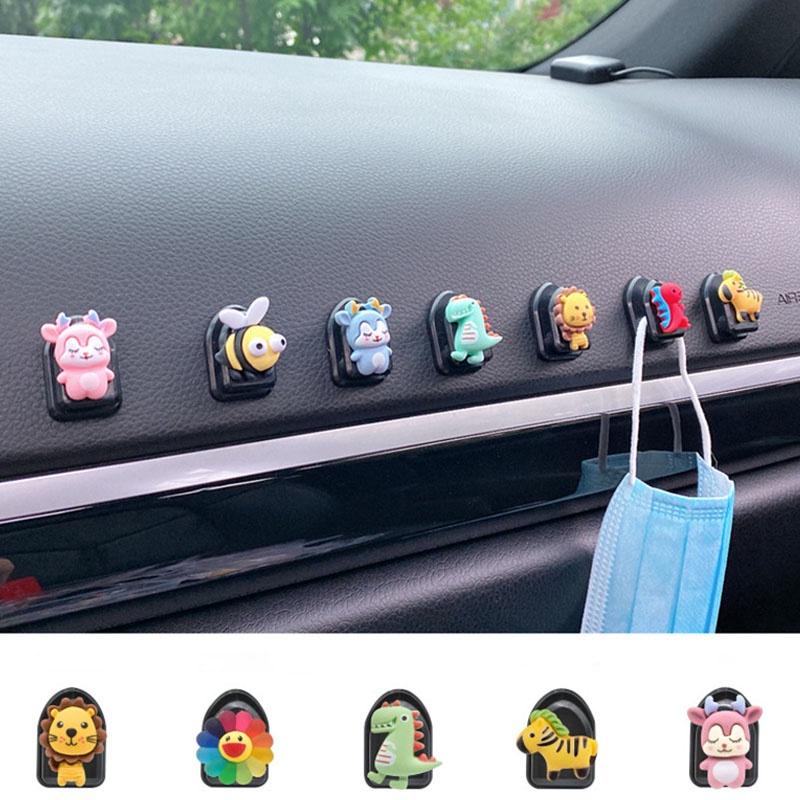 1 Móc Treo Đồ Mini Kiểu Dáng Hoạt Hình Gắn Sau Ghế Ngồi Xe Hơi