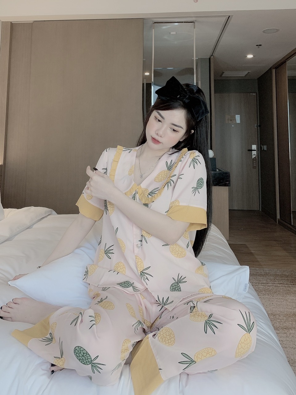 Bộ pijama cộc tay quần dài chất liệu lụa mango, bộ đồ ngủ nữ pyjama họa tiết gấu siêu kute CCC22