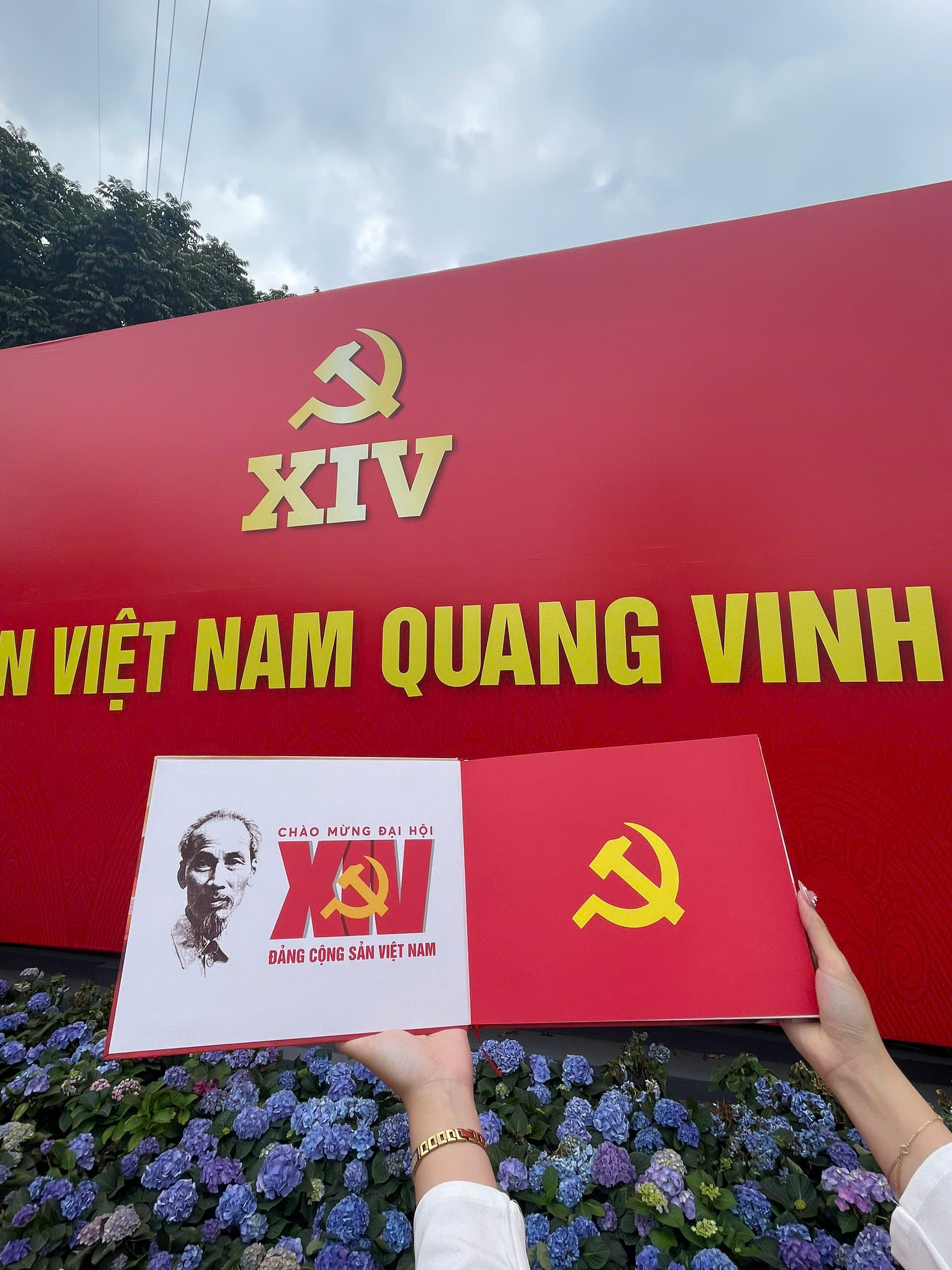 Sách - Đảng Cộng Sản Việt Nam - Hành Trình Lịch Sử Và Khát Vọng Tương Lai - ndbooks