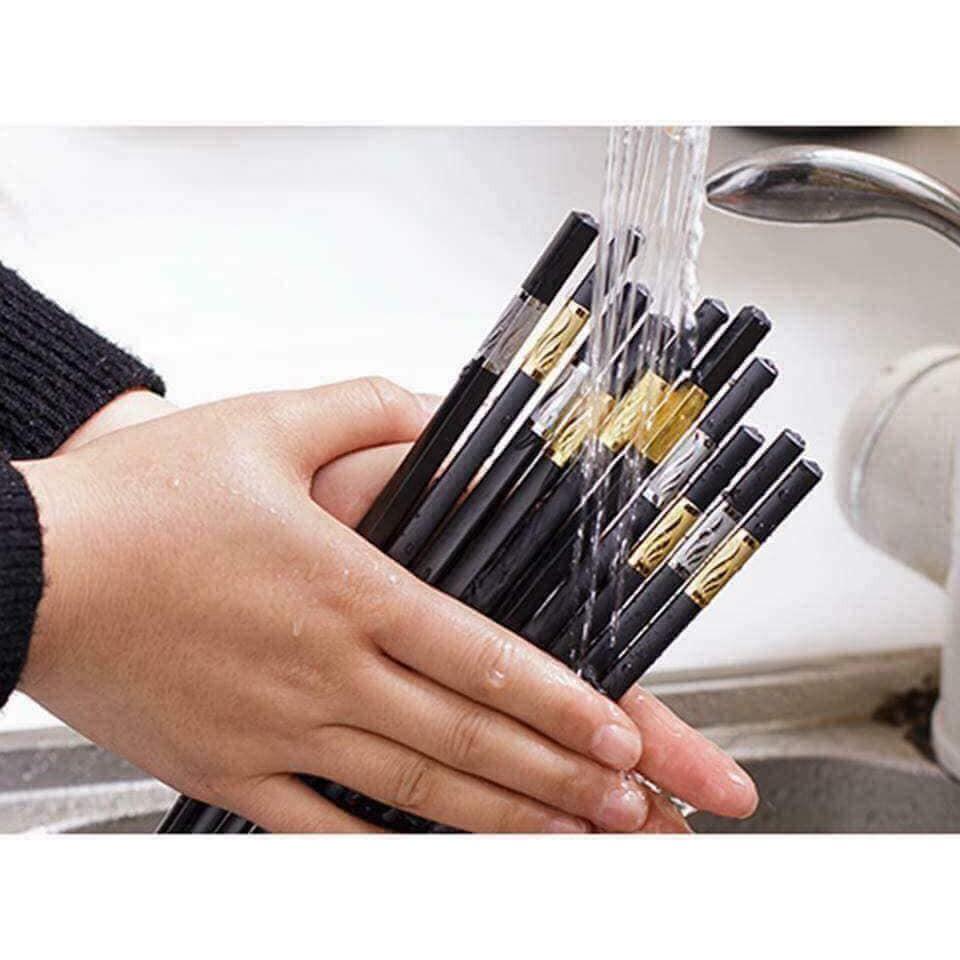 Hộp 10 đôi đũa hợp kim mạ vàng, bạc