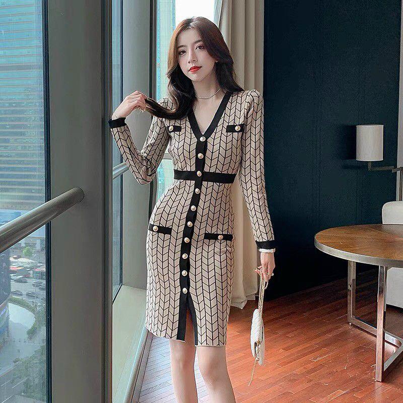 ĐẦM LEN HỌA TIẾT PHỐI NÚT SIÊU SANG