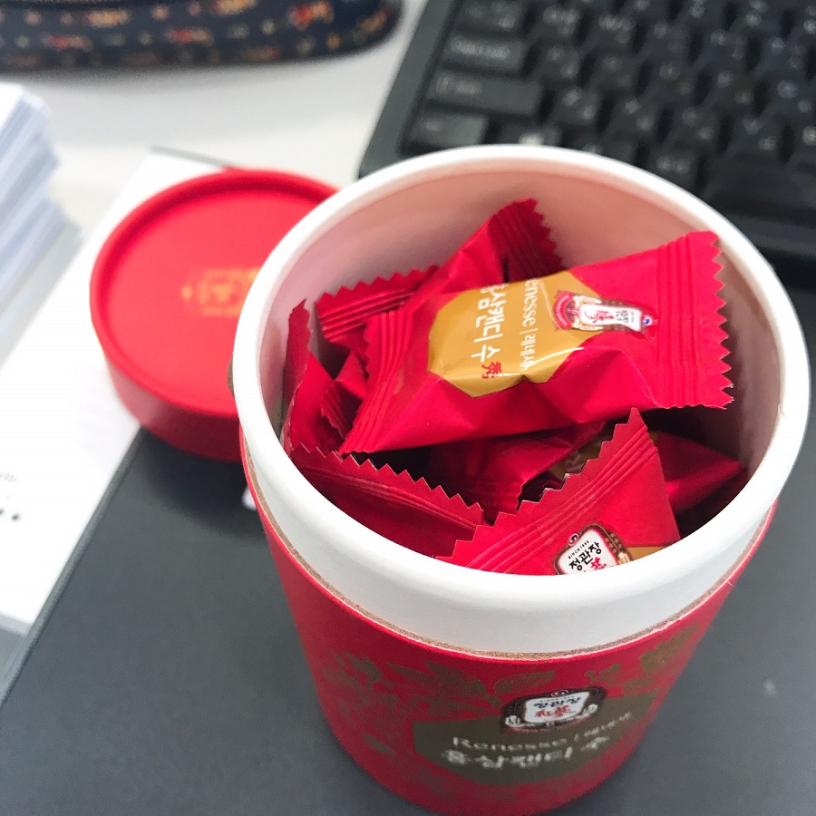 Tinh chất hồng sâm cô đặc KGC Global hộp 100g - Tặng 1 kẹo sâm 120g - Bồi bổ cơ thể toàn diện, chống lão hoá, cải thiện hệ miễn dịch