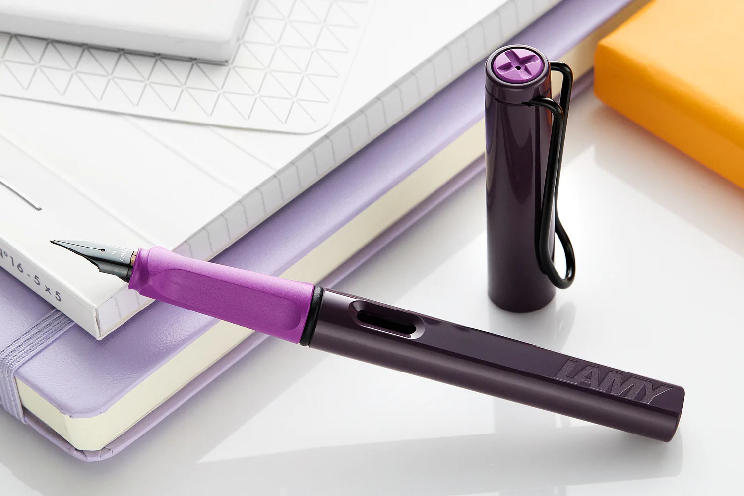 Bút Máy Lamy Safari Violet Blackberry - 0D8