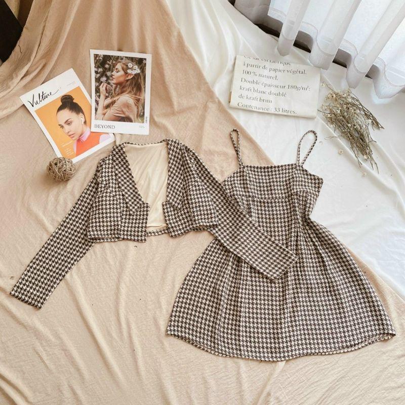 Set Đầm Hai Dây Caro Xoè Kèm Khoác Croptop Caro