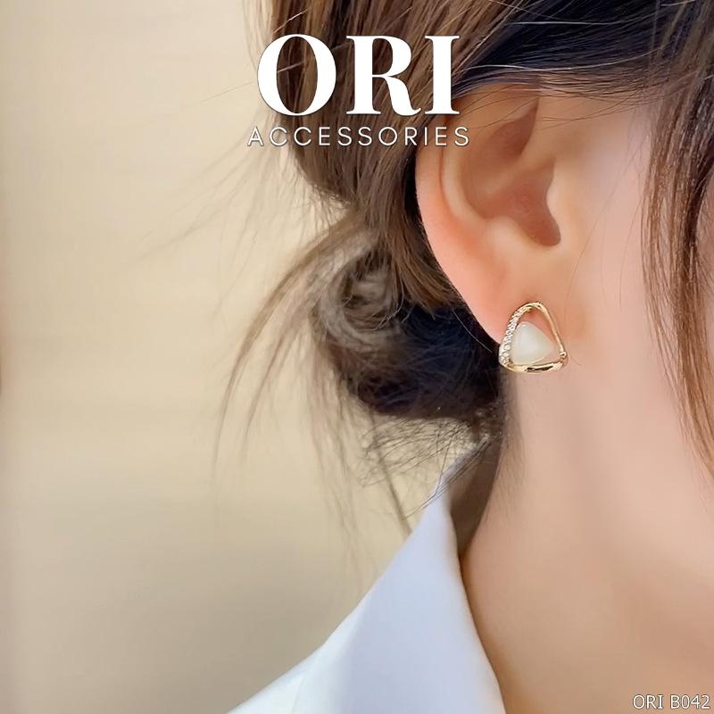 Khuyên tai nữ đính đá Giselle độc đáo thời trang ORI ACCESSORIES B042