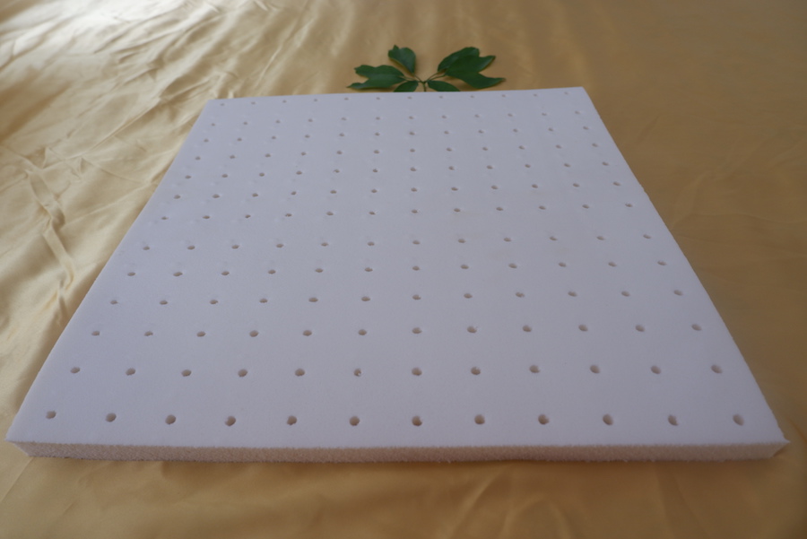 Thảm  ngồi cao su Gold Kiddy 50*50*2,5cm - tặng kèm áo vải bố nhung hoặc gấm sang trọng