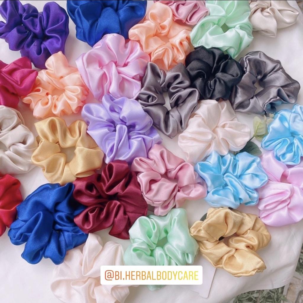 Scrunchies cột tóc vải phi bóng dành cho bạn nữ màu sắc ngẫu nhiên