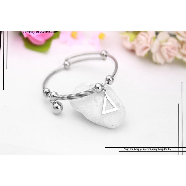 Lắc tay inox nữ, Vòng tay nữ kèm phụ kiện tam giác thời trang thép không gỉ- LTQC06