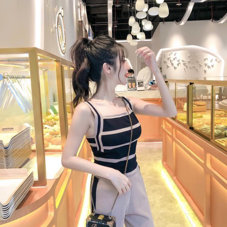 Áo 2 dây họa tiết kẻ sọc thời trang dành cho nữ