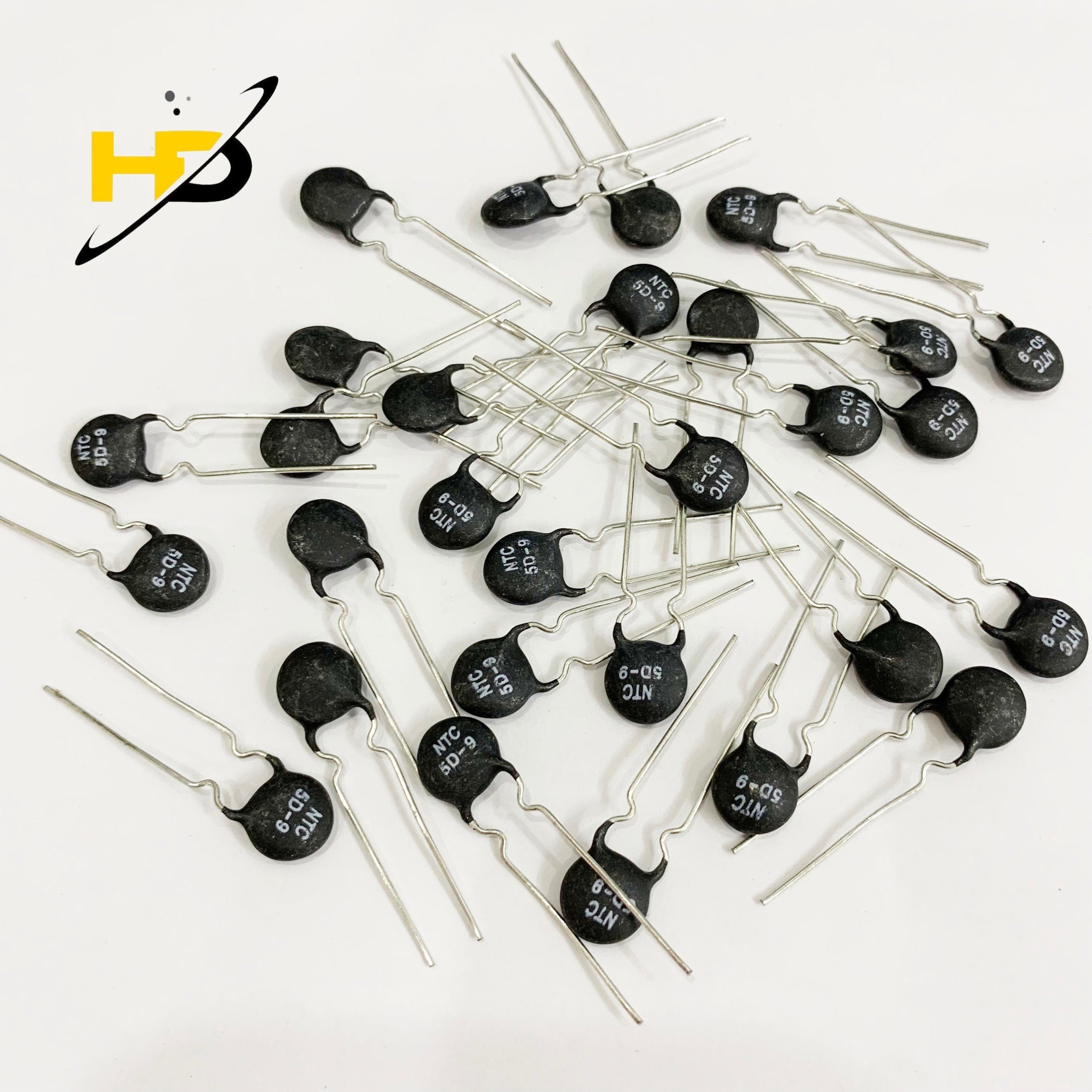 Điện Trở Nhiệt NTC 5D-9 5R Kích Thước 10.5x5.5mm