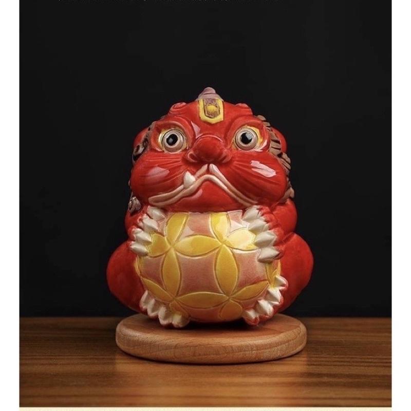 Tượng Sư Tử túc cầu