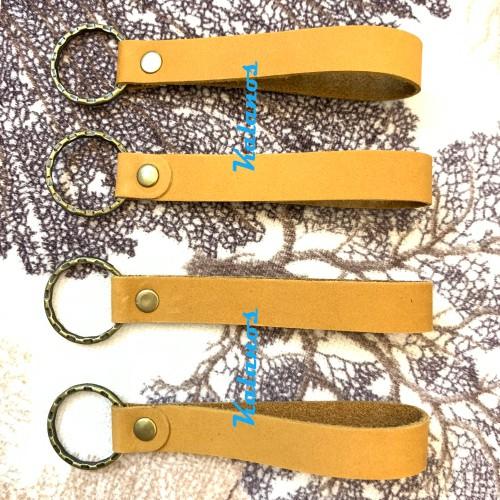 Móc khóa da bò cao cấp độc đáo sành điệu màu vàng bò Kalanos KMKN100-Bo, Móc khóa da bò xịn đơn giản thời trang