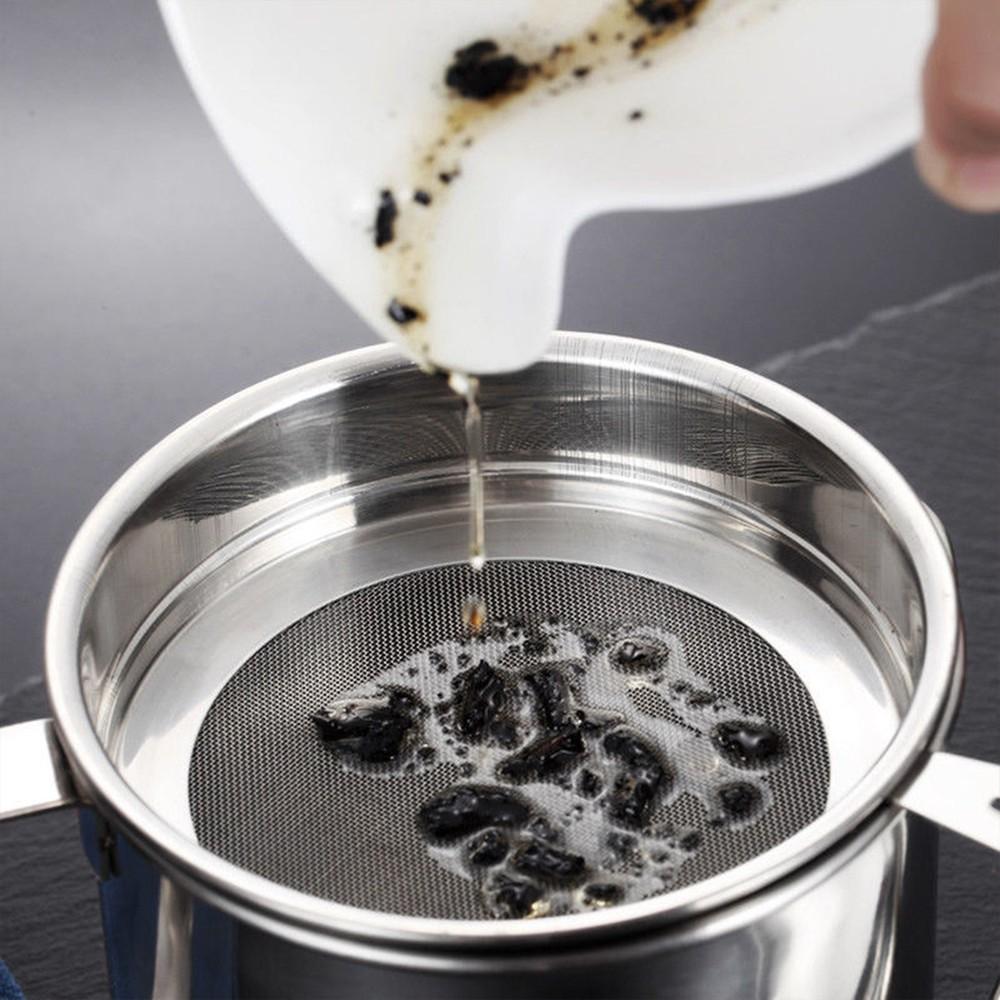 Ca lọc dầu ăn bằng INOX không gỉ an toàn cho sức khỏe, ca lọc dầu ăn nhỏ gọn tiện lợi tiết kiệm dầu đã sử dụng