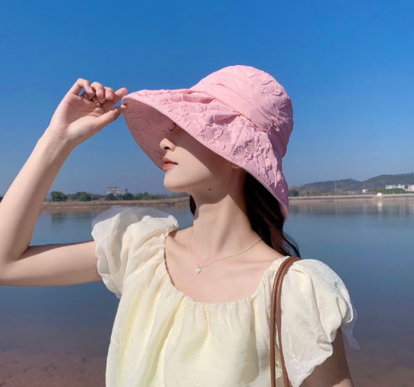 Hình ảnh Mũ vành vừa chống nắng chống tia uv phong cách Hàn, nón nữ đi biển thời trang mới
