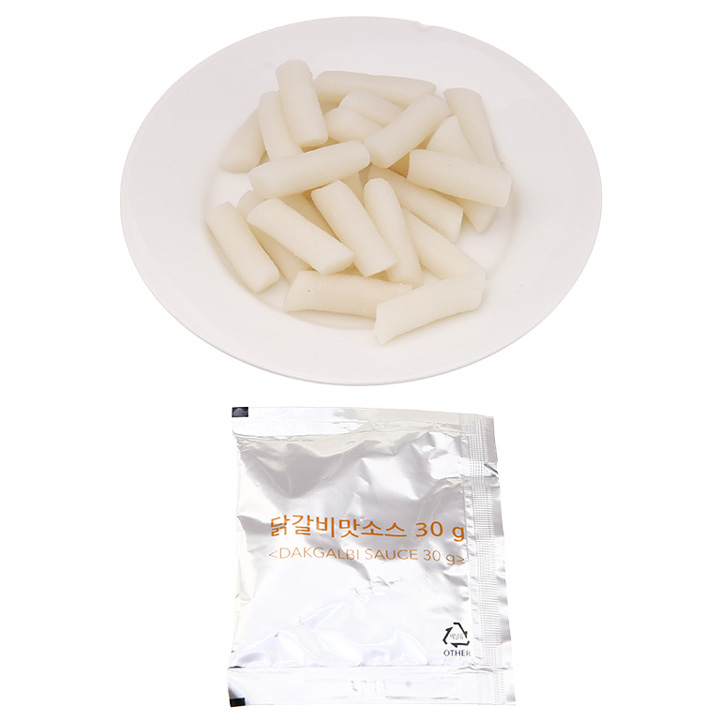 Bánh Gạo Young Poong Topokki Vị Xốt Gà Cay Nhập Khẩu Hàn Quốc Dạng Ly (130g/ly)