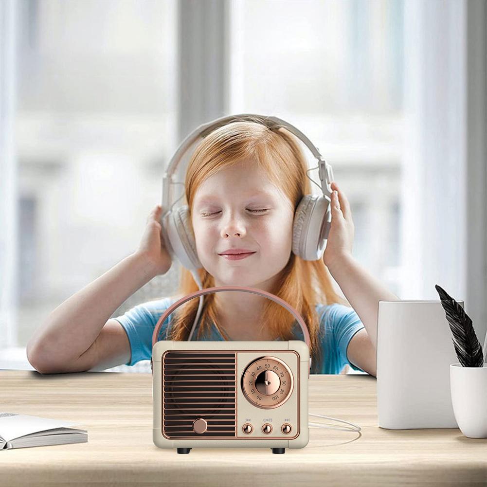 Loa Bluetooth không dây Awei Y666 TWS Hifi Loa ngoài trời có đèn Led Loa di động trong suốt Âm trầm nổi Loa phát lại sạch Màu sắc: Đen Loại bộ: Loa