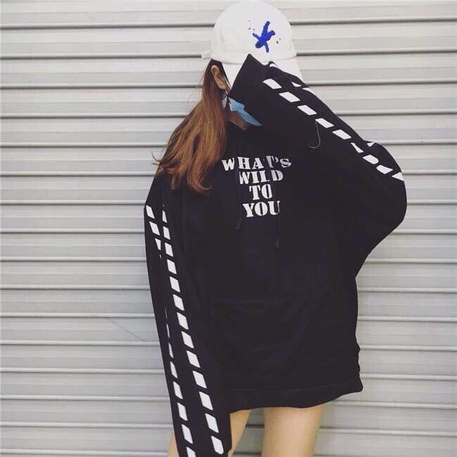 Áo hoodie unisex nam/nữ chất nỉ bông mỏng in chữ WHAT'S WILD TO YOU. Ảnh thật trải sàn