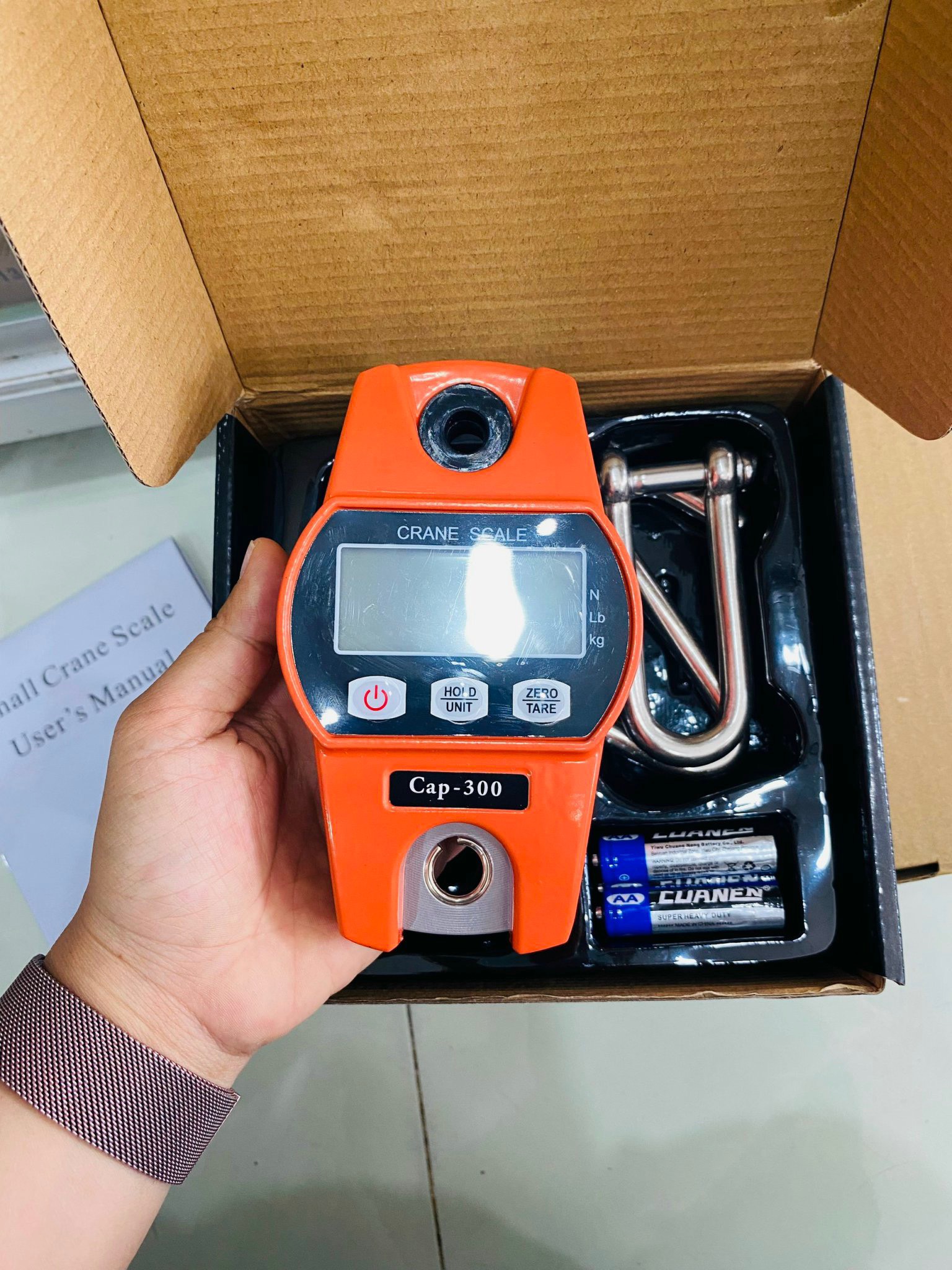 Cân treo điện tử giá rẻ 300kg