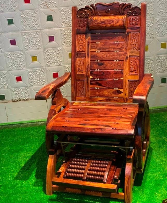Ghế Lười, Ghế Thư Giãn Gỗ Cẩm Lai,ghế lười gỗ cẩm kích thước cao 117 cm phủ bì 72 cm khung sườn dầy đều 4 cm