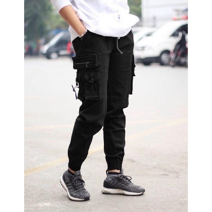 Quần Jogger túi hộp 1 khóa kéo dài ống bo gấu - Chất Vải Kaki Kiểu Thể Thao UNISEX một Màu Đen. 01x