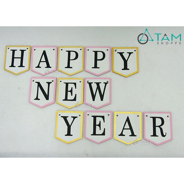 Dây treo chữ Happy New Year bằng gỗ số 06