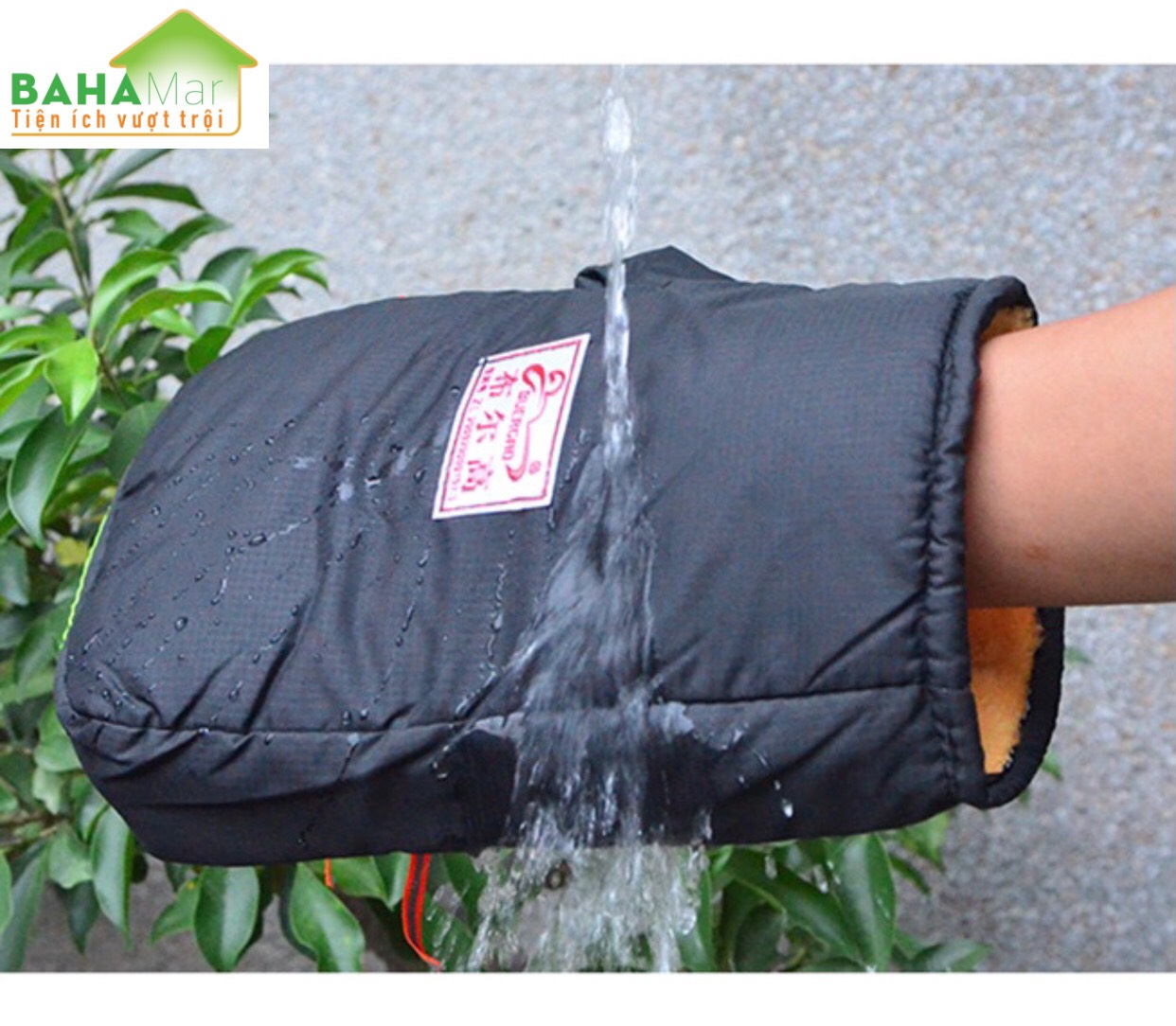 GĂNG TAY XE MÁY CHỐNG GIÓ CHỐNG RÉT CHỐNG NƯỚC CÓ PHẢN QUANG ĐI ĐƯỜNG MÙA ĐÔNG BAHAMAR giữ ấm đôi tay mà không cản trở việc điều khiển xe máy ....