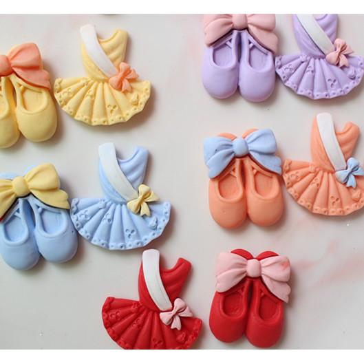 Charm giày ballet và áo dạ hội các màu trang trí vỏ ốp điện thoại, dán Jibbitz, DIY