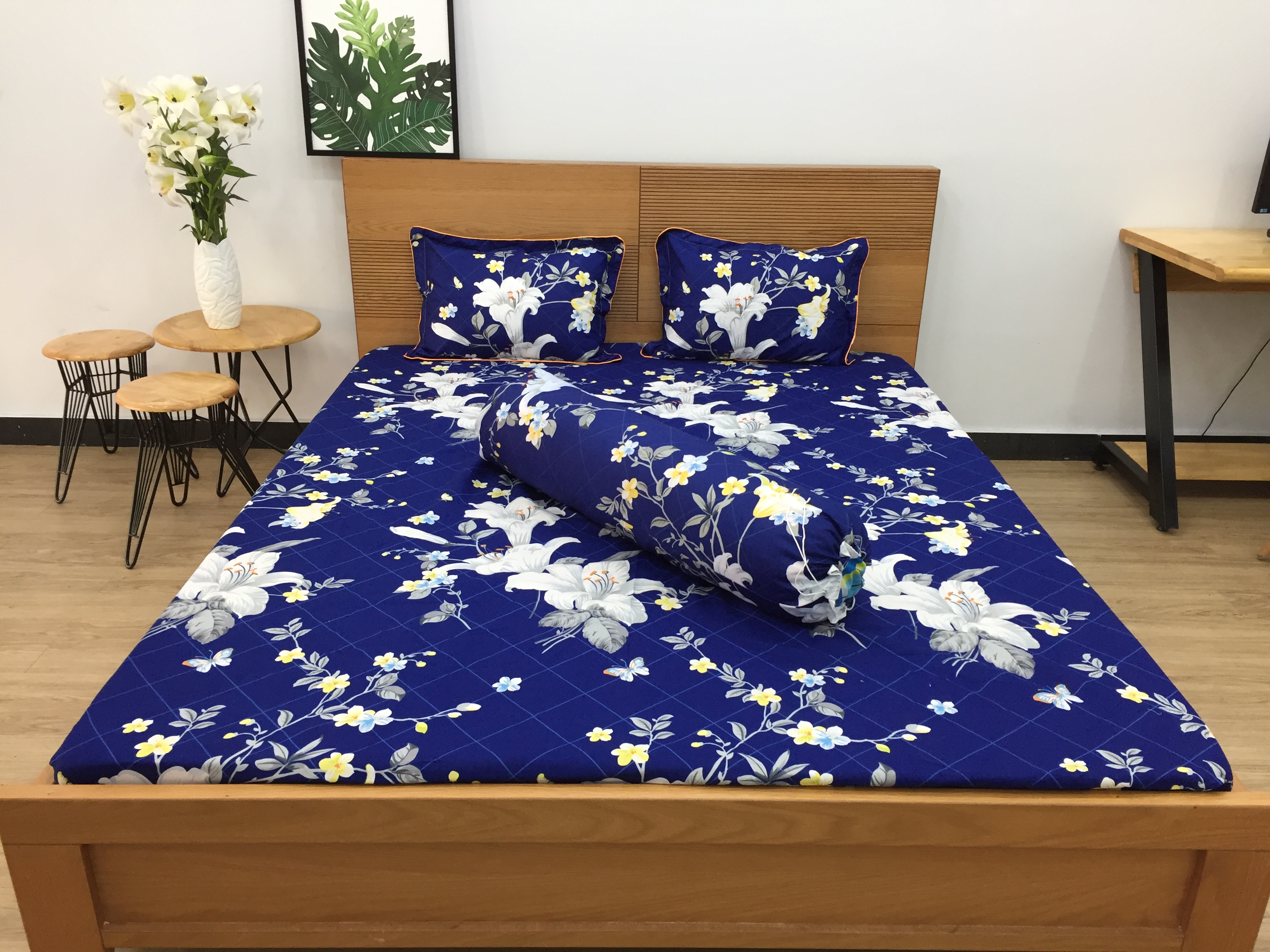 Bộ Ga Cotton Poly - Họa tiết Hoa Ly