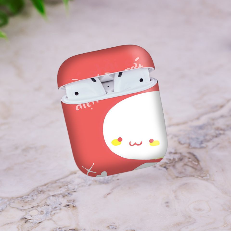 Miếng dán skin chống bẩn cho tai nghe AirPods in hình thiết kế - atk003 (bản không dây 1 và 2)