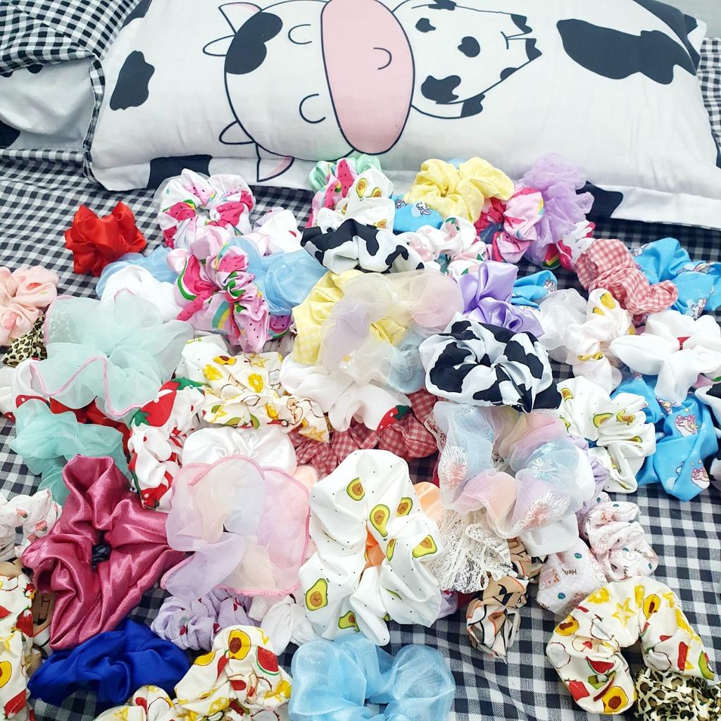 Scrunchies,dây buộc tóc,cột tóc trái cây ,bò sữa ,hoạt hình ,..chất voan, phi bóng ,lụa