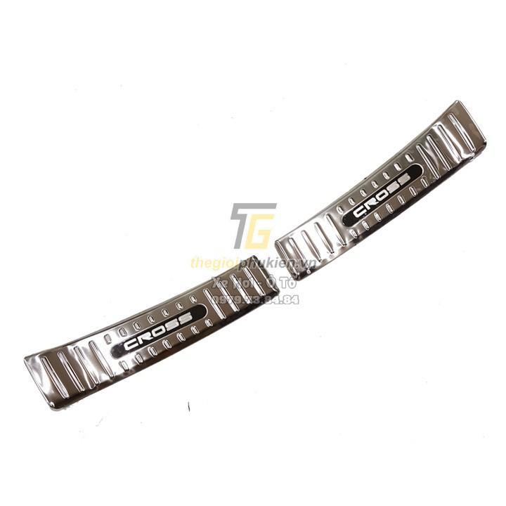 Chống trầy cốp trong, ngoài xe Toyota Cross 2020-2023 inox cao cấp