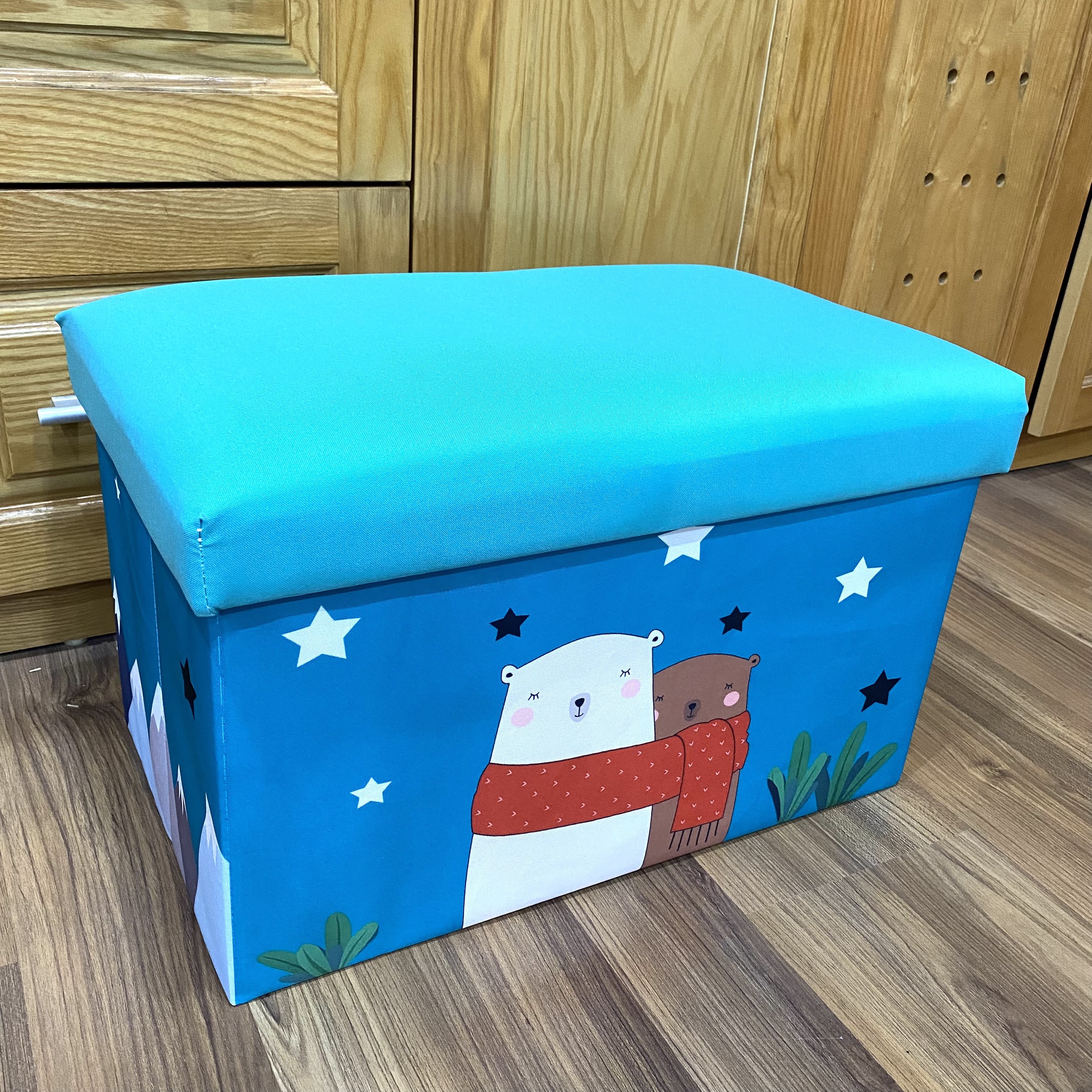 Đôn dài trẻ em kiêm hộp đựng đồ cứng cáp họa tiết in kỹ thuật số KT 51x31xcao31cm