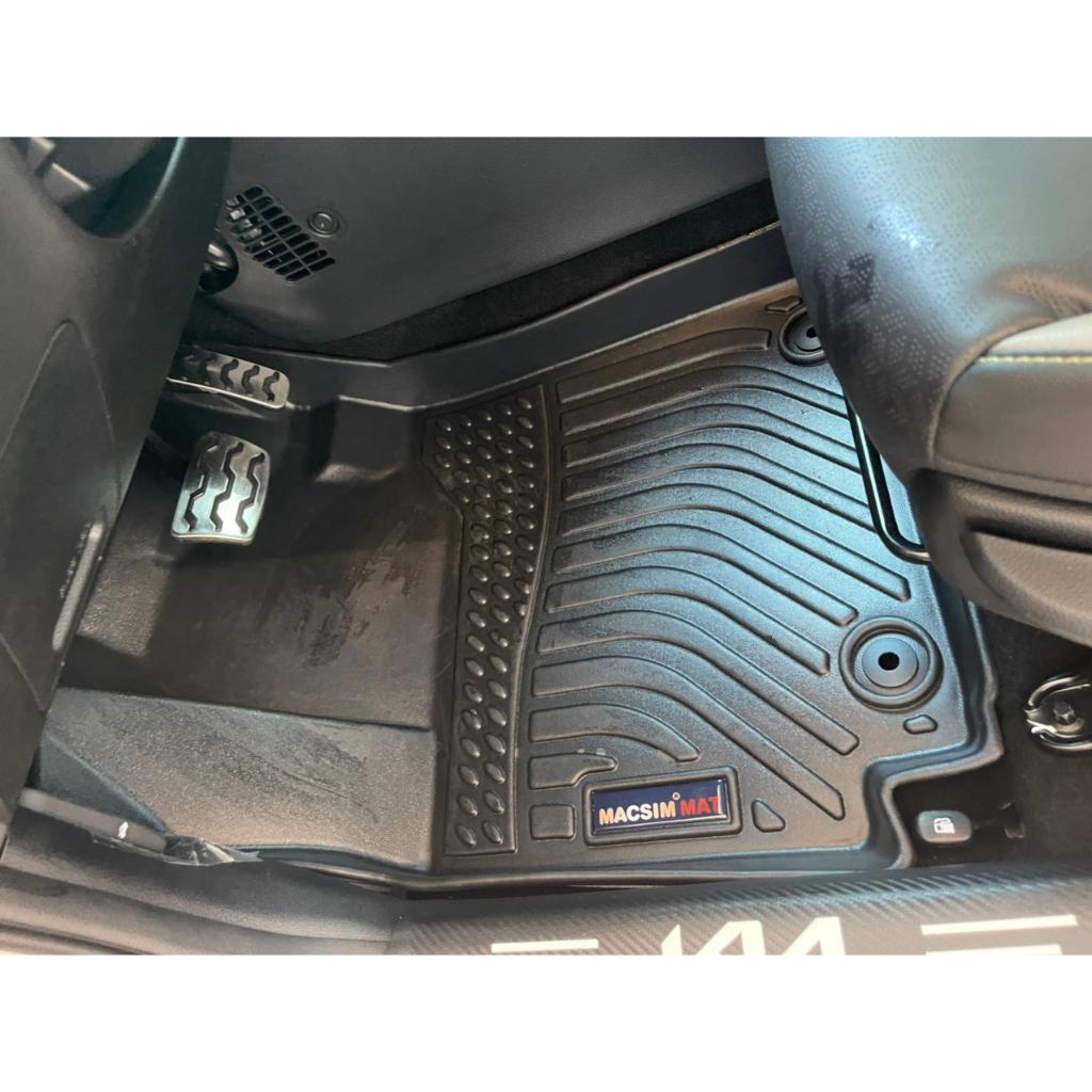 Thảm lót sàn xe ô tô KIA Morning 2017-2022 chất liệu TPE thương hiệu Macsim màu đen hàng loại 2