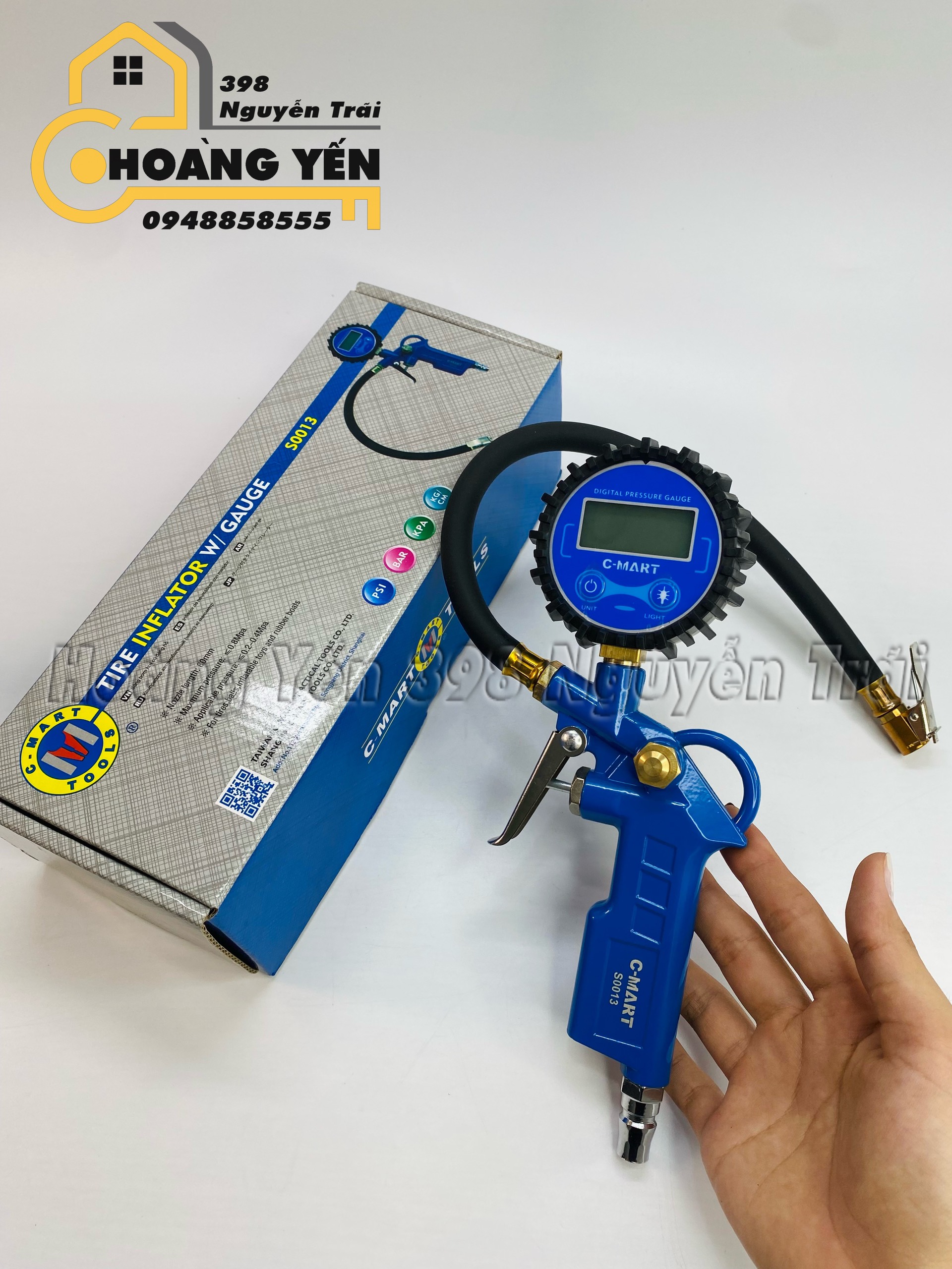 Súng bơm hơi lốp xe đồng hồ điện tử Cmart S0013