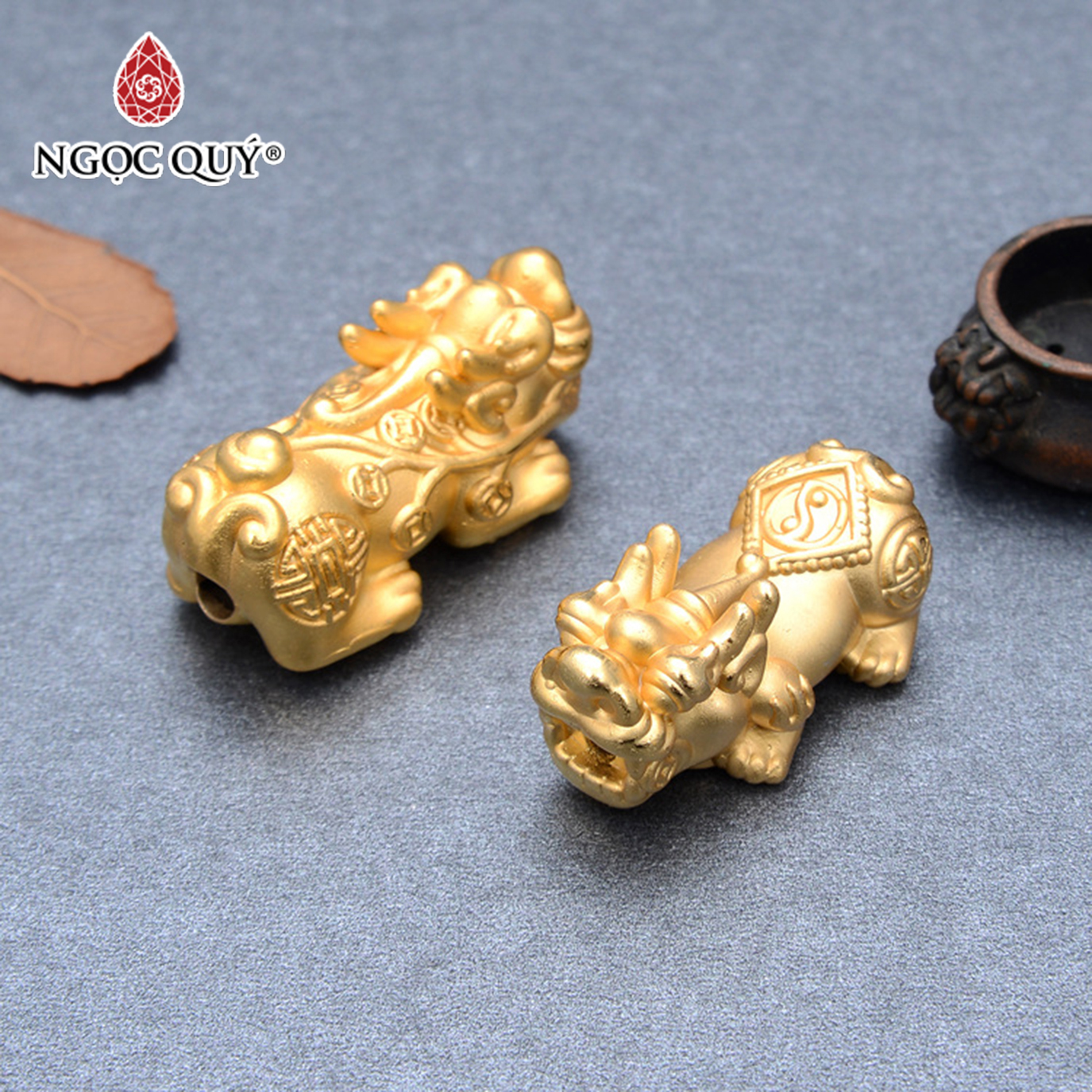 Charm bạc tỳ hưu mạ vàng - Ngọc Quý Gemstones