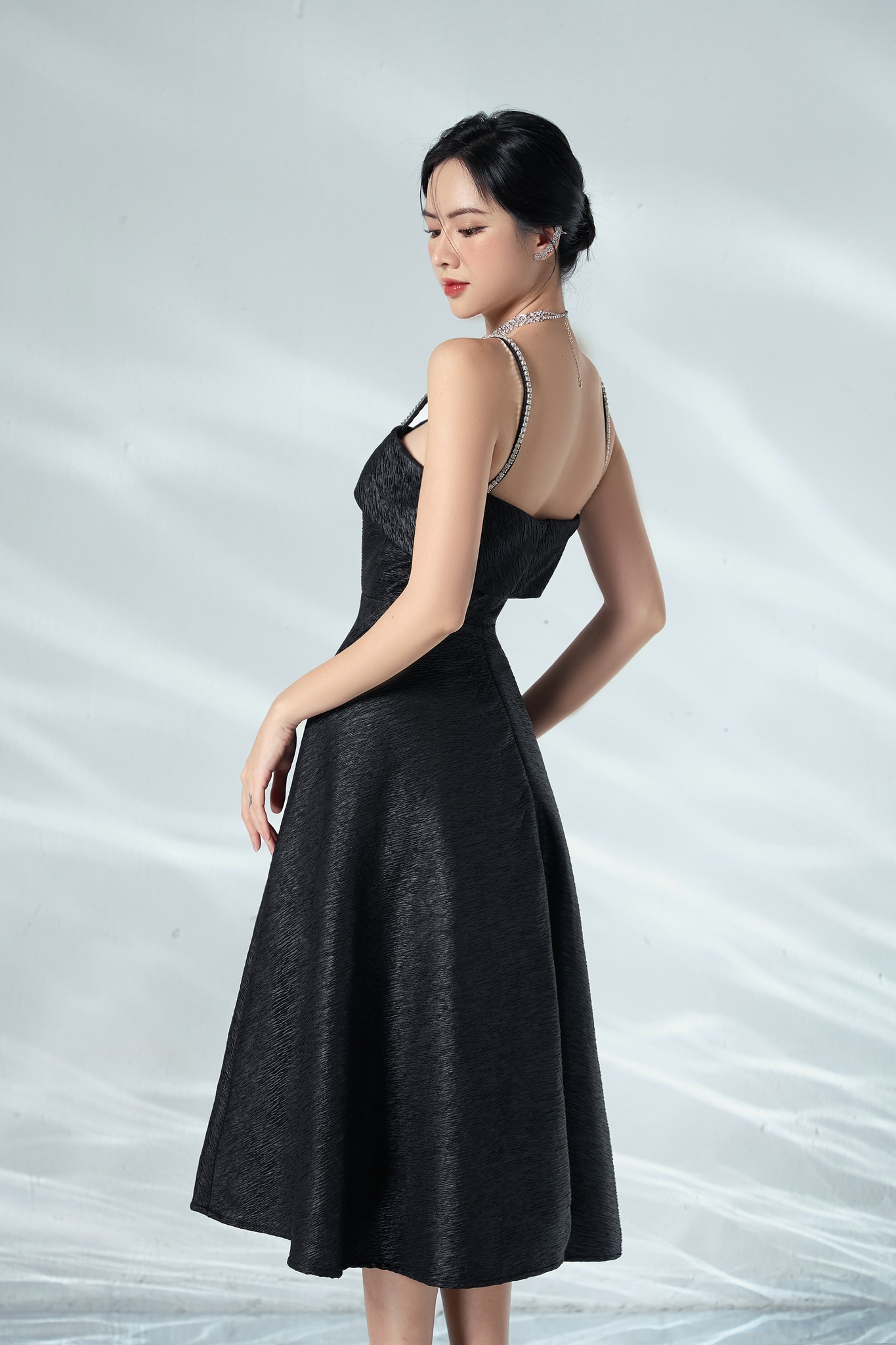 OLV - Đầm Pearl Glitter Dress