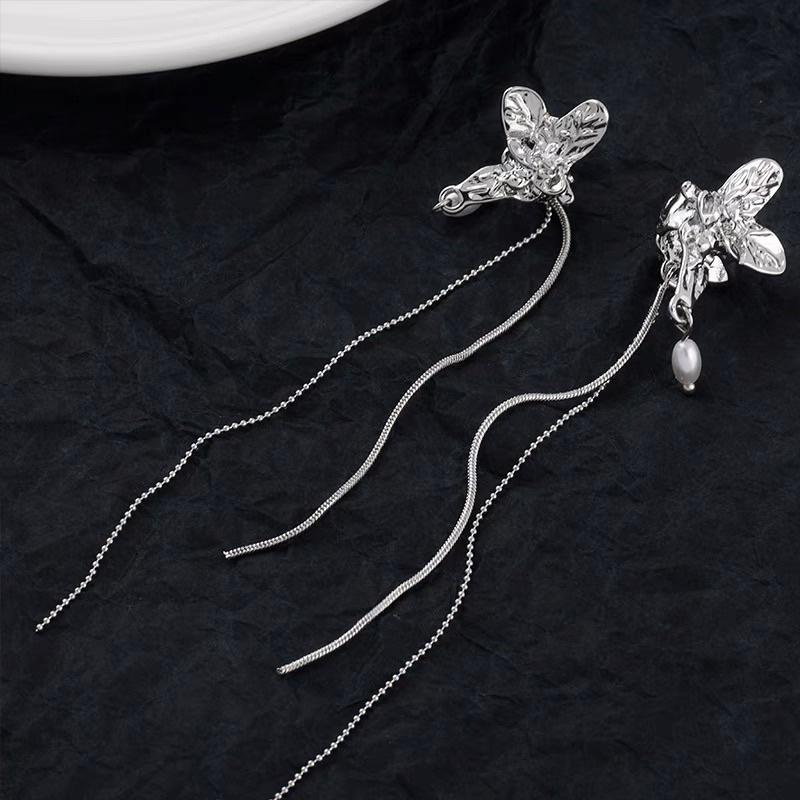 Hoa tai gài đính hạt cá tính - Arora boutique