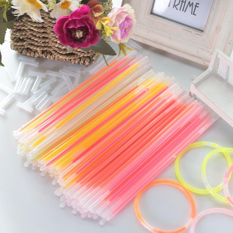 Bộ 100 que phát sáng dạ quang đủ màu sặc sỡ, lightstick phát sáng trong bóng tối RAMBO TOYS