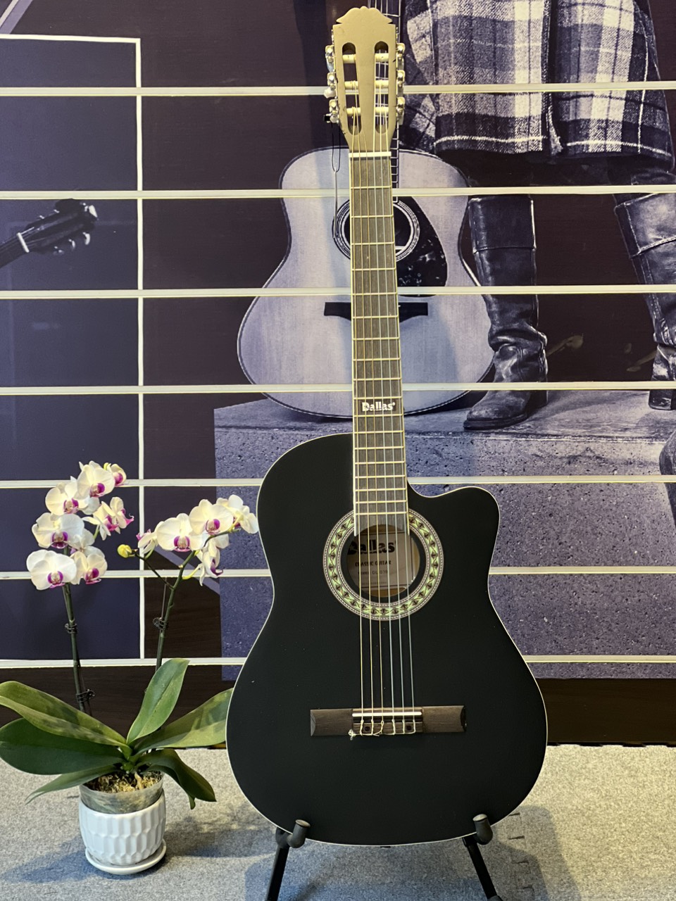 Đàn guitar classic Dallas màu đen dáng khuyết DL_S39- Chất lượng tốt