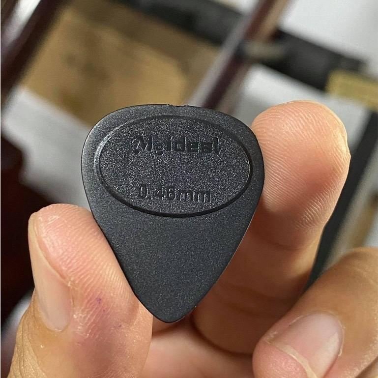 Pick 0.46 mm tam giác - Pick 0.55mm có gờ