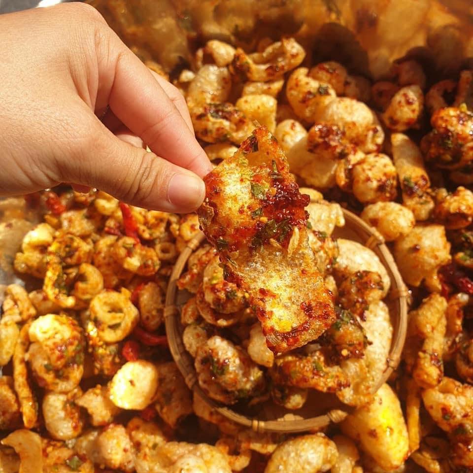 Da heo chiên giòn tỏi ớt Nàng Khô 140gr