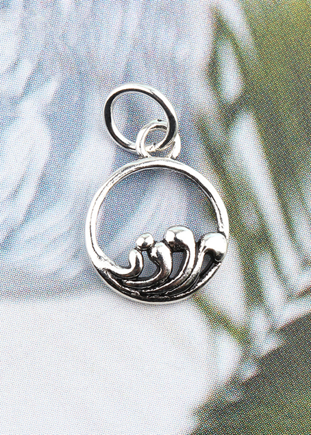 Combo 4 cái charm bạc núi và biển hình tròn treo - Ngọc Quý Gemstones