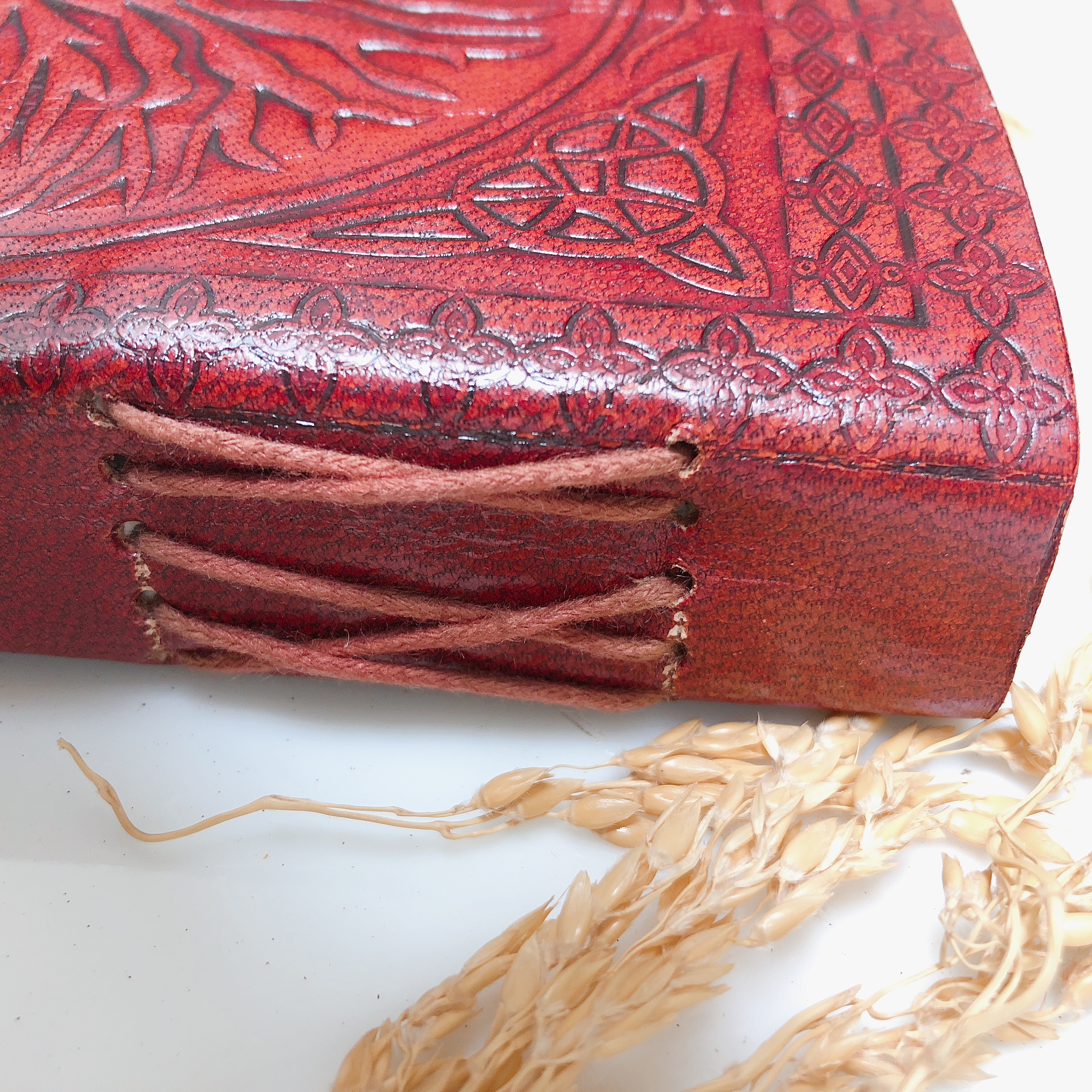 Sổ tay handmade bìa da thật  màu nâu đỏ giấy tái chế - Handmade Sketchbook Tree of life - Handmade leather journal