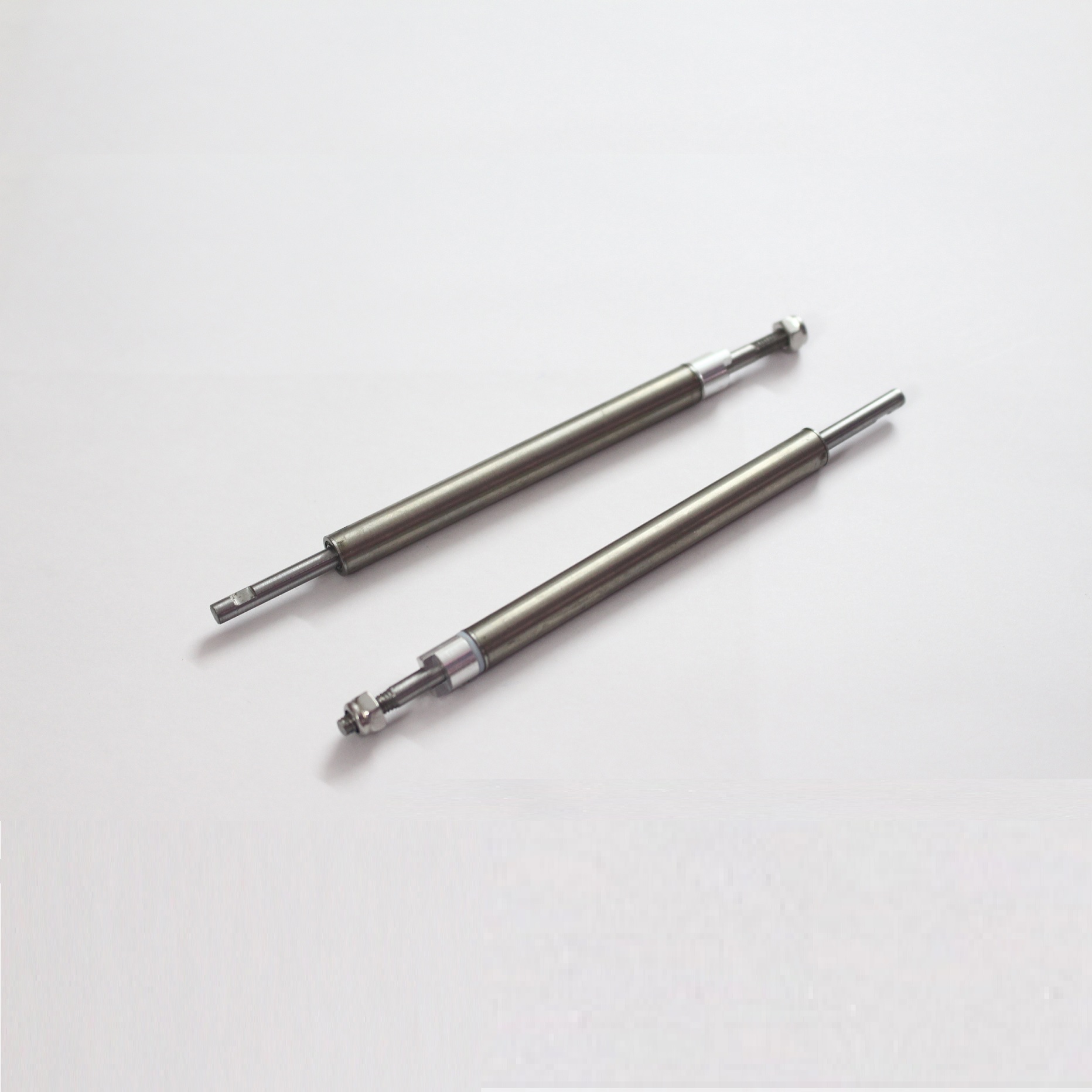 Trục nối từ động cơ tới chân vịt của tàu đủ kích cỡ lõi 4mm