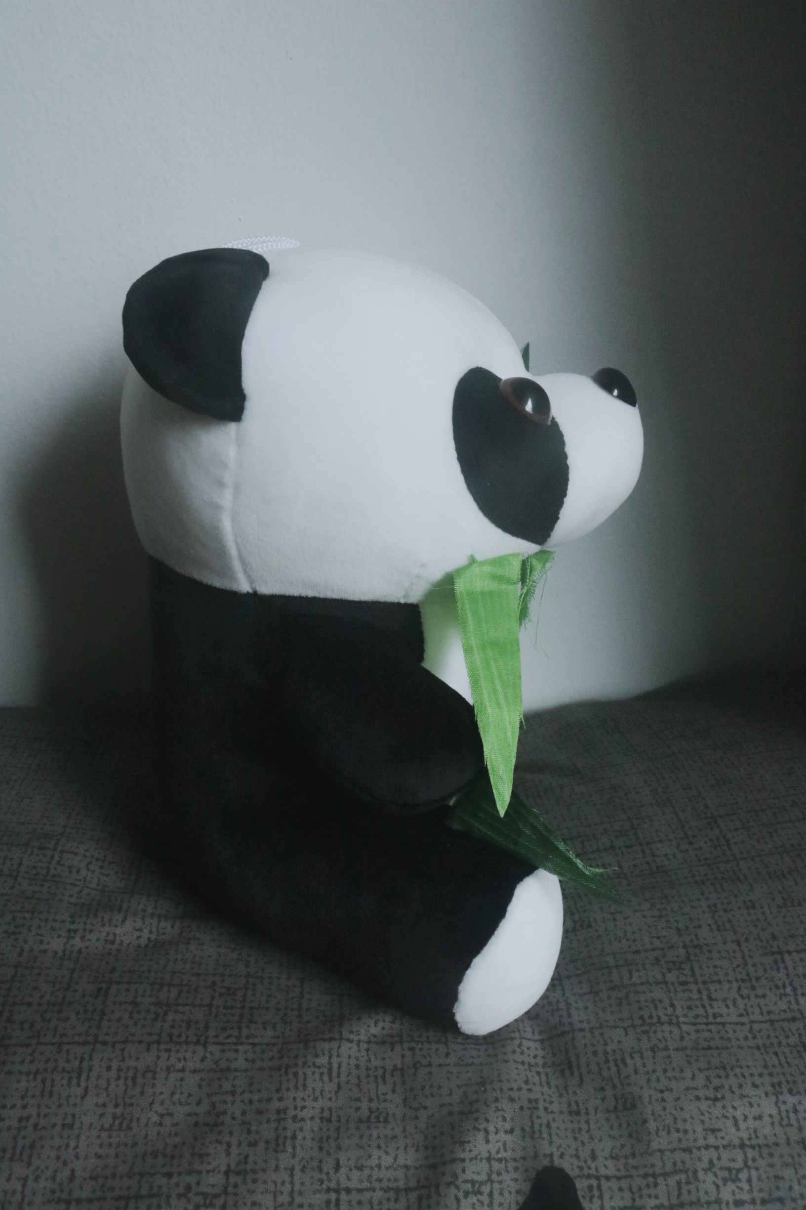 Thú bông gấu trúc lá tre cao cấp sz 35cm