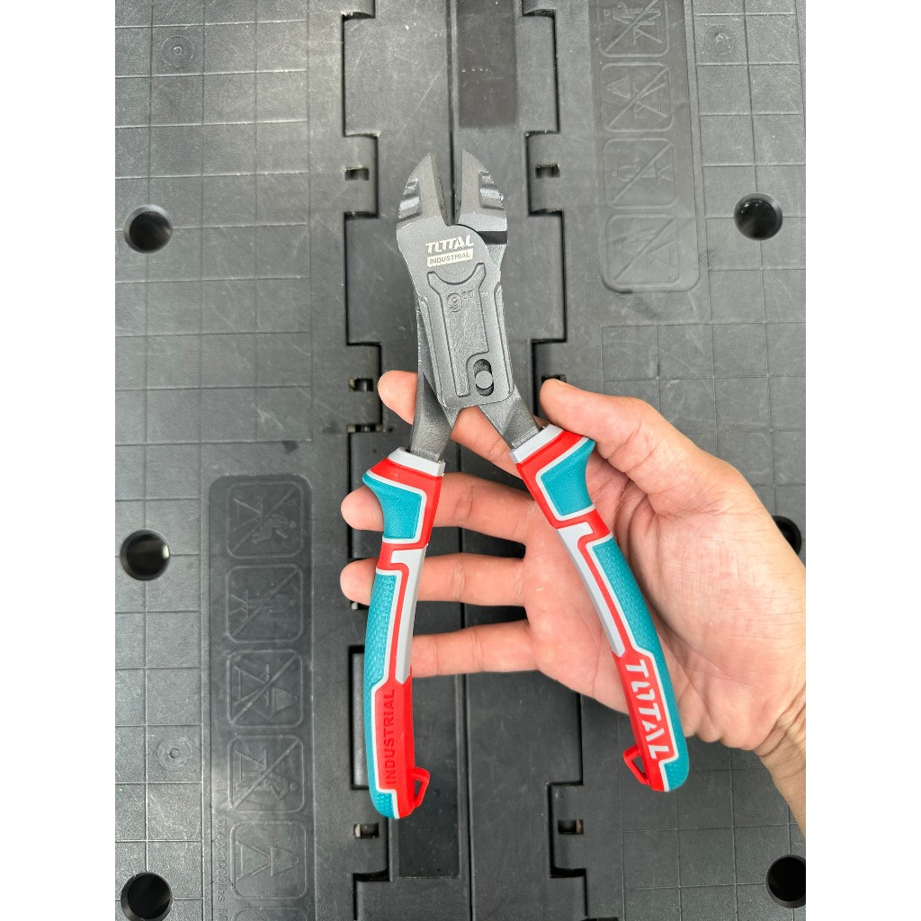 Kìm cắt đầu nặng 8 inch TOTAL THTC530806